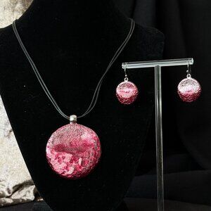 Chico's Raspberry Red-Violet Enamel Circular Pendant Necklace + Dangle Earrings